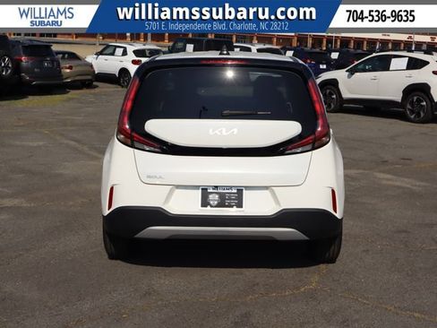 Used 2024 Kia Soul LX FWD image 7