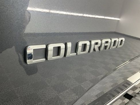 Used 2017 Chevrolet Colorado Z71 image 25