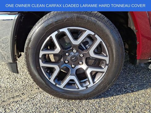 Used 2025 RAM 1500 Laramie AWD/4WD image 8