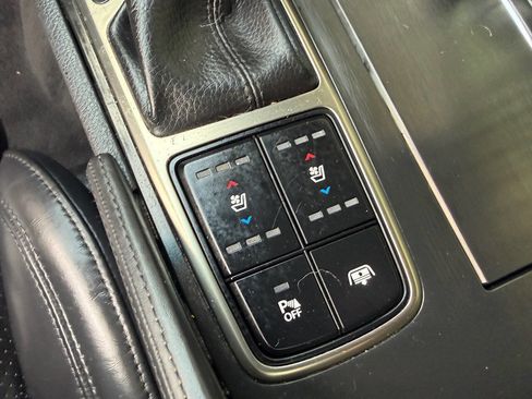 Used 2014 Hyundai Azera Limited w/ Option Group 02 image 20