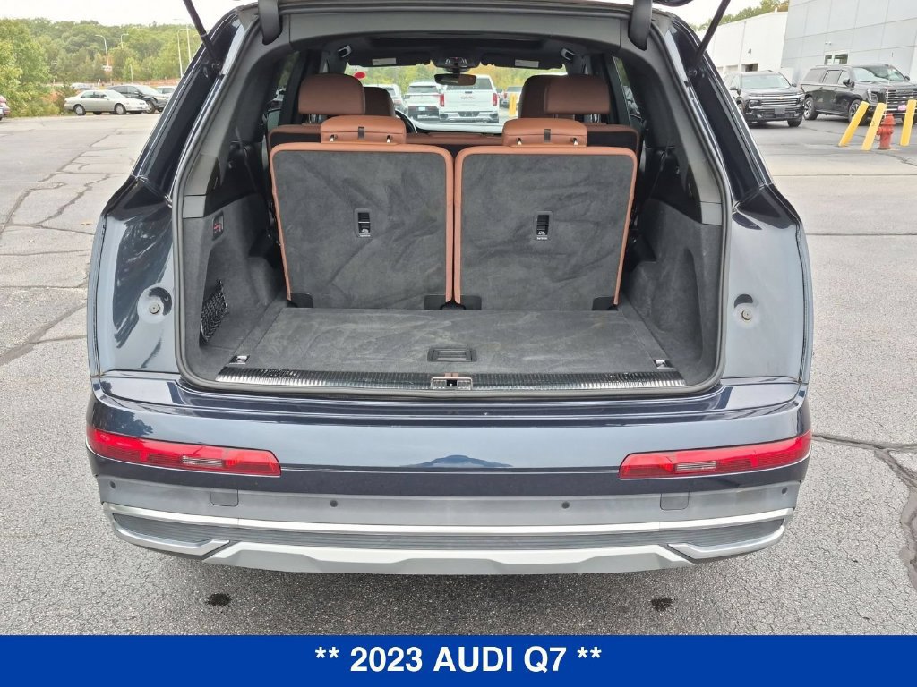 Used 2023 Audi Q7 2.0T Premium w/ Convenience Package AWD/4WD image 28