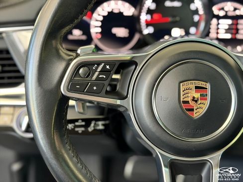 Used 2017 Porsche Panamera Turbo w/ Sport Package AWD/4WD image 18