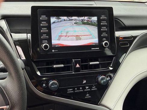 Used 2023 Toyota Camry LE FWD image 18