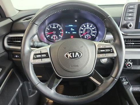 Used 2020 Kia Telluride S FWD image 9
