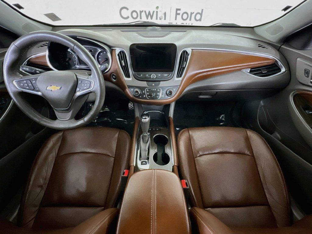 Used 2016 Chevrolet Malibu Premier w/ Driver Confidence Package II FWD image 7