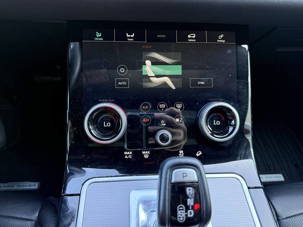 Used 2020 Land Rover Range Rover Evoque SE AWD/4WD image 23