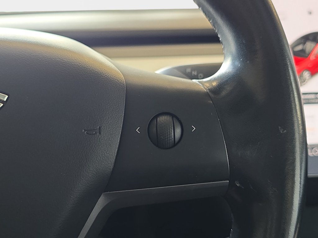 Used 2018 Tesla Model 3 Long Range AWD/4WD image 19