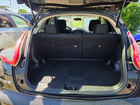 Used 2015 Nissan Juke S FWD image 8