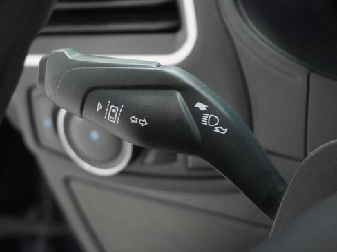 Used 2024 Ford Edge SE image 20