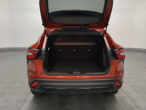 Used 2024 Chevrolet Trax RS image 29