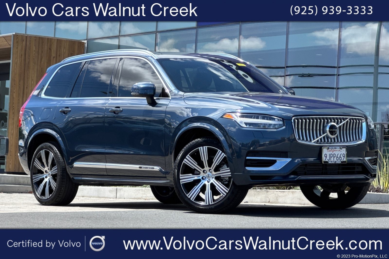 Certified 2024 Volvo XC90 T8 Plus AWD/4WD image 1