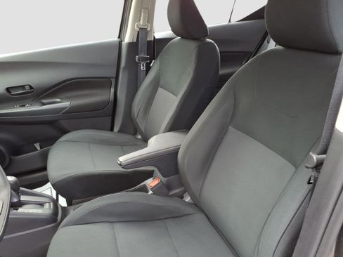 Used 2023 Nissan Kicks S FWD image 11