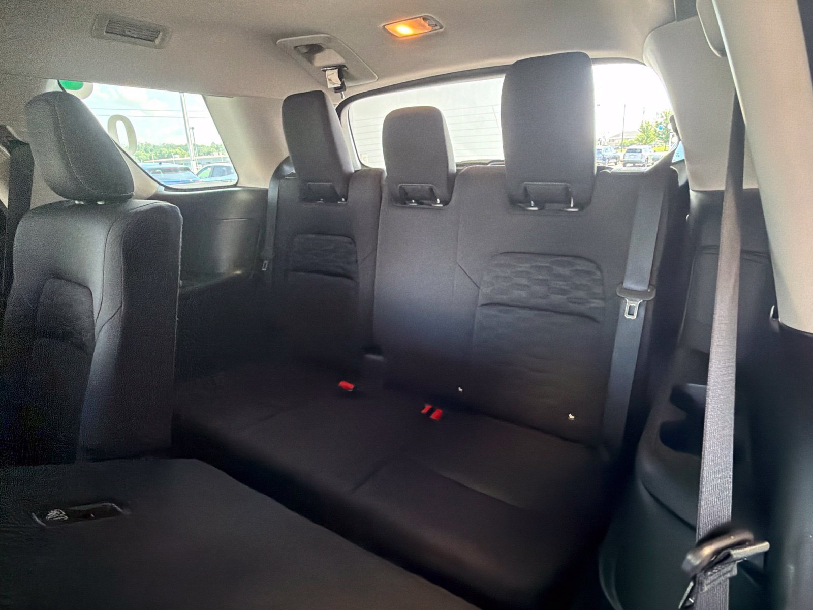 Used 2025 Nissan Pathfinder SV AWD/4WD image 14