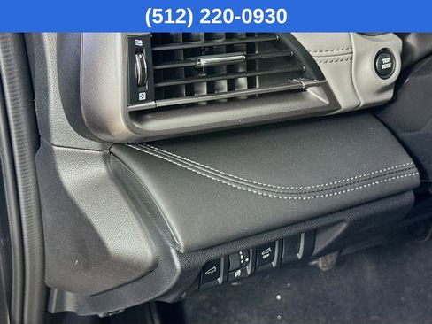 New 2025 Subaru Outback Limited image 11