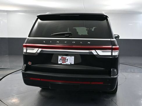 Used 2024 Lincoln Navigator Reserve AWD/4WD image 6