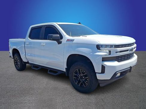 Used 2021 Chevrolet Silverado 1500 RST w/ Z71 Off-Road Package AWD/4WD image 3