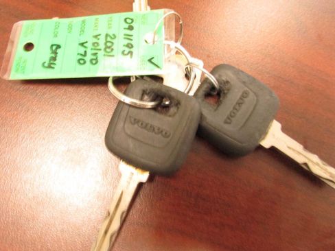 Used 2001 Volvo V70 image 40