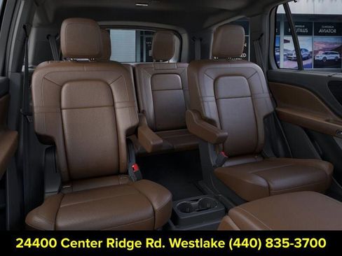 New 2026 Lincoln Aviator Reserve image 11