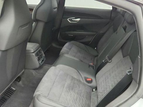 Used 2024 Audi e-tron GT Prestige w/ Prestige Package image 21