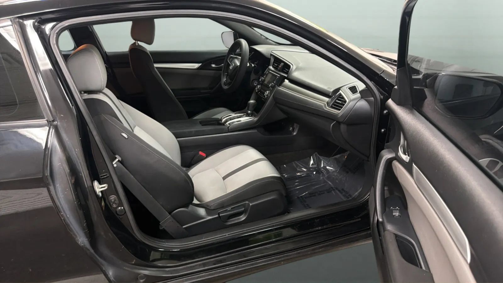 Used 2017 Honda Civic LX image 21