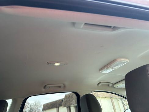 Used 2015 Ford Escape SE w/ Equipment Group 201A image 18