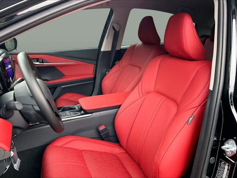 New 2026 Toyota Camry LE image 9