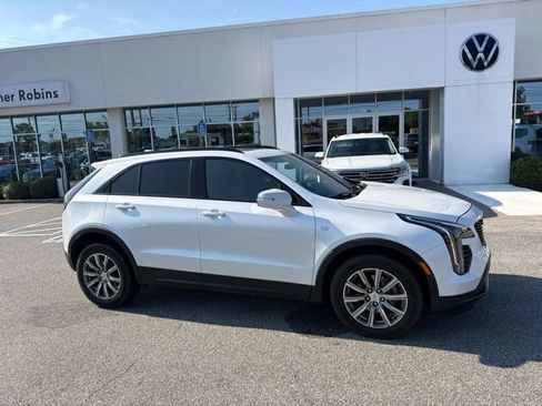Used 2023 Cadillac XT4 Sport FWD image 2