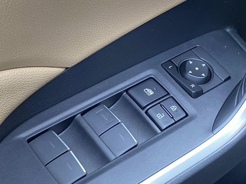 Used 2024 Toyota RAV4 XLE w/ Convenience Package image 32