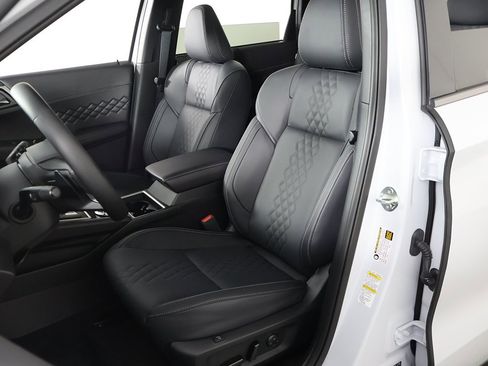 New 2025 Mitsubishi Outlander SEL Black Edition image 32