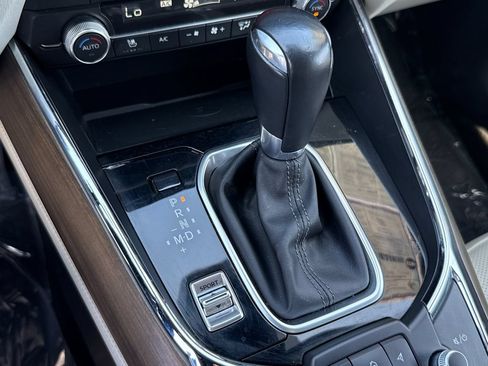 Used 2023 MAZDA CX-9 Signature AWD/4WD image 27