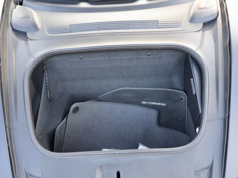 Used 2021 Porsche 911 Turbo image 17