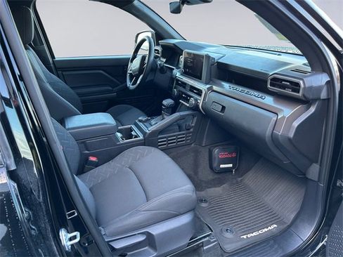 Used 2024 Toyota Tacoma SR5 image 15