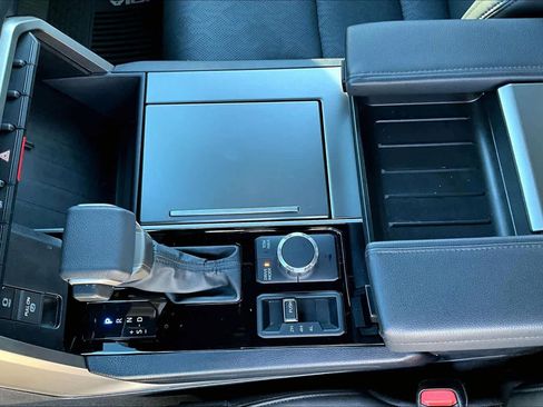 Used 2025 Toyota Sequoia SR5 image 15