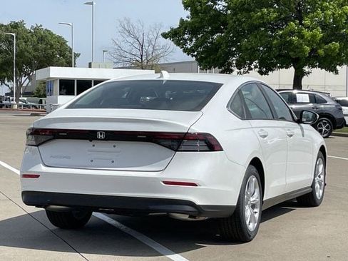 New 2026 Honda Accord LX image 4