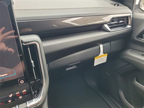 New 2026 GMC Yukon Elevation image 27