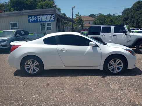 Used 2012 Nissan Altima 2.5 S FWD image 8
