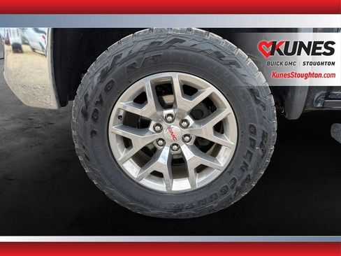 Used 2018 GMC Sierra 1500 SLT w/ SLT Premium Package AWD/4WD image 11
