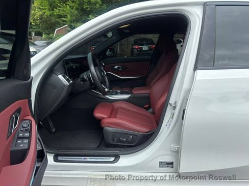 Used 2025 BMW M340i w/ Premium Package RWD image 8