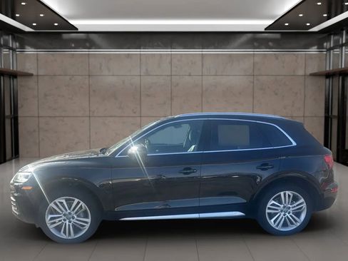 Used 2018 Audi Q5 2.0T Premium Plus w/ Premium Plus Package image 3