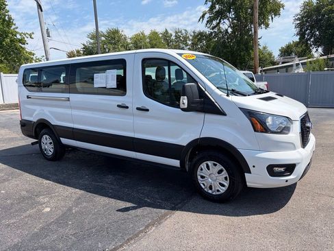 Used 2024 Ford Transit 350 XLT RWD image 29