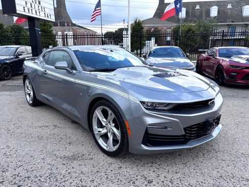 Used 2023 Chevrolet Camaro SS image 4