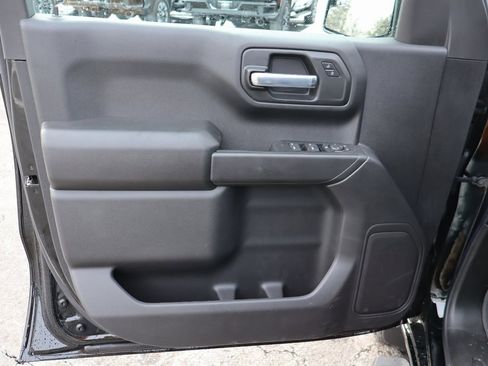 New 2026 Chevrolet Silverado 1500 Custom Trail Boss w/ LPO, Dark Essentials Package image 4