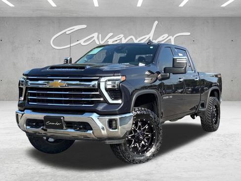 Used 2024 Chevrolet Silverado 2500 LTZ AWD/4WD image 1