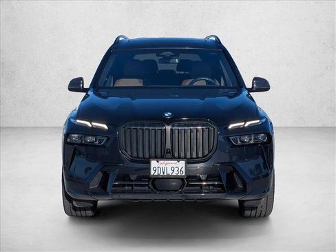 Certified 2023 BMW X7 xDrive40i w/ M Sport Package image 2