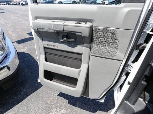 New 2026 Ford E-350 and Econoline 350 Super Duty w/ Power Equipment Group RWD image 27