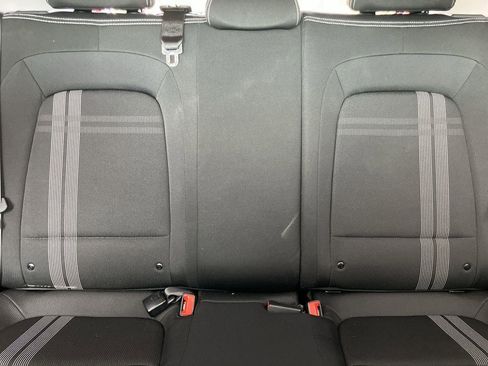 Used 2024 Hyundai Venue SEL FWD image 31