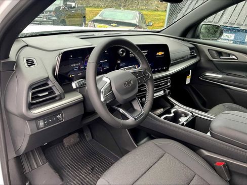 New 2026 Chevrolet Traverse LT w/ Midnight/Sport Edition image 9