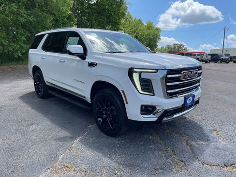 New 2026 GMC Yukon Elevation w/ Elevation Premium Package RWD image 7