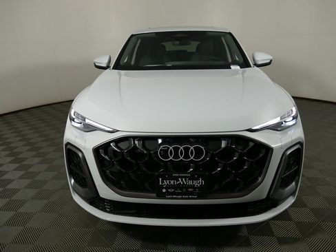 New 2025 Audi Q5 2.0T Premium Plus image 8