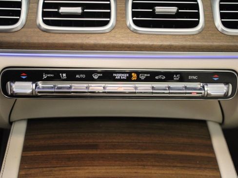 Certified 2025 Mercedes-Benz GLS 450 GLS 450 image 28